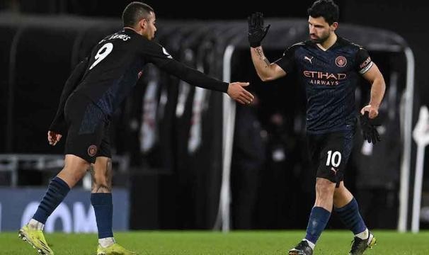 半岛app-不兼容？第13次英超同时首发 热苏斯阿圭罗都进球