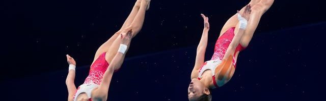 半岛体育-陈芋汐张家齐延续传统 女双10米台实现奥运六连冠